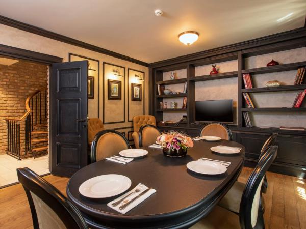 AJWA Sultanahmet - Preferred Hotels LVX Collection : photo 3 de la chambre manoir de luxe 3 chambres - annexe