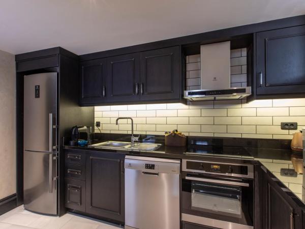 AJWA Sultanahmet - Preferred Hotels LVX Collection : photo 7 de la chambre manoir de luxe 3 chambres - annexe