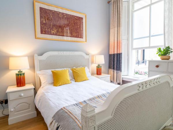 House close to kings cross : photo 1 de la chambre chambre double avec salle de bains privative