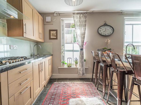 House close to kings cross : photo 6 de la chambre chambre double avec salle de bains privative et balcon