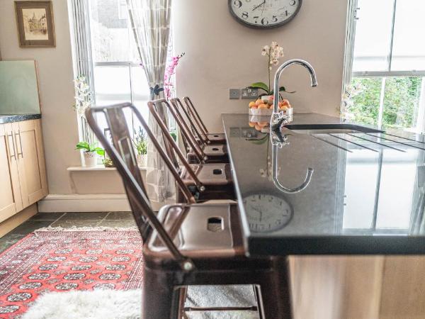 House close to kings cross : photo 7 de la chambre chambre double avec salle de bains privative et balcon