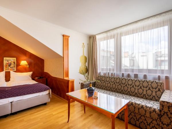 Hotel Am Schubertring : photo 3 de la chambre suite junior