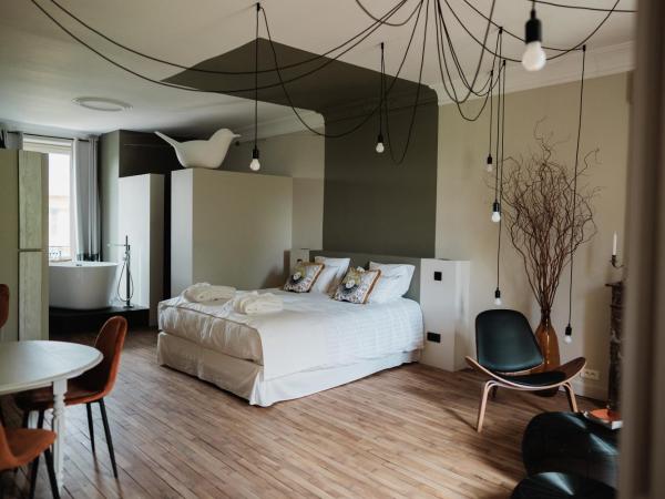 Maison Durieux : photo 1 de la chambre chambre double deluxe avec baignoire