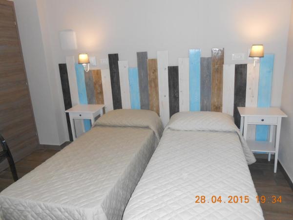 Le Stanze : photo 2 de la chambre chambre double ou lits jumeaux avec salle de bains privative