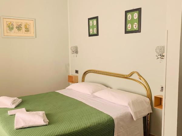 PICCOLO HOTEL Con Access ZTL !!! Ɲel Ƈentro Storico di Ƒirenze !!! : photo 4 de la chambre chambre double standard