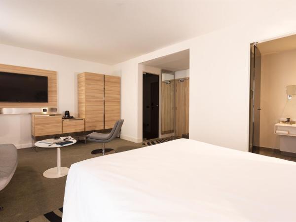 Novotel Tunis Lac : photo 8 de la chambre chambre king exécutive avec canapé