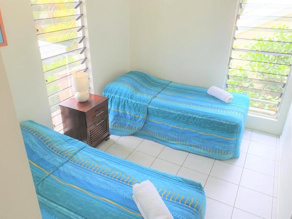 Mango Tree Holiday Apartments : photo 9 de la chambre appartement avec balcon