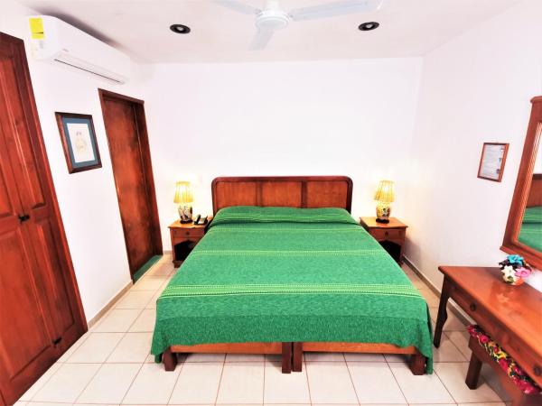 Hotel Casa de la Tía Tere : photo 1 de la chambre chambre lit king-size