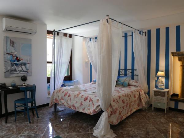 Albergo Del Centro Storico : photo 6 de la chambre chambre familiale avec terrasse 