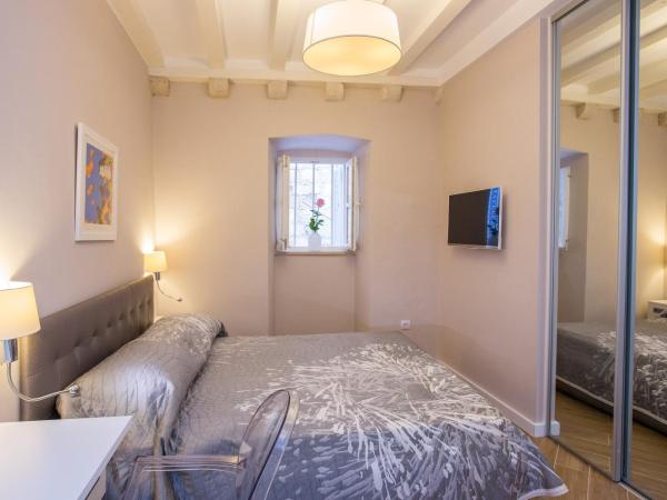 Villa Flores Room : photo 2 de la chambre chambre double - rez-de-chaussée