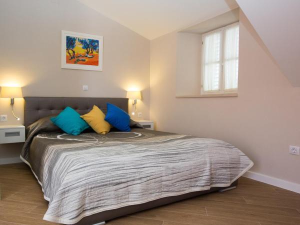 Villa Flores Room : photo 2 de la chambre chambre double deluxe avec balcon