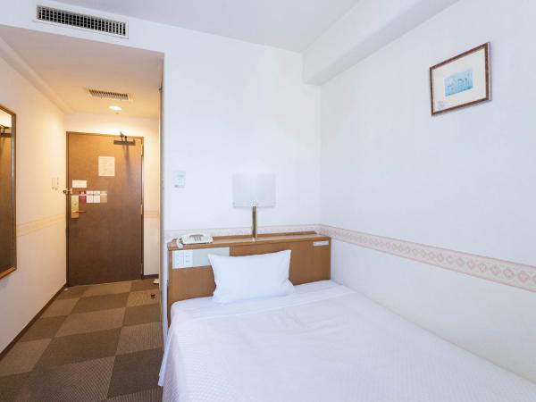 Hotel Wing Port Nagasaki : photo 2 de la chambre chambre simple - fumeurs