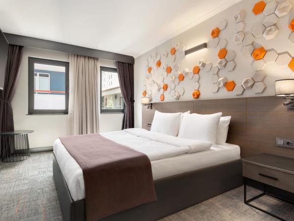 Days Hotel by Wyndham Ankara Cankaya : photo 2 de la chambre chambre lit queen-size 