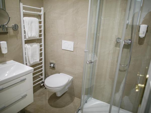 Villa Basileia Riverside : photo 9 de la chambre chambre double