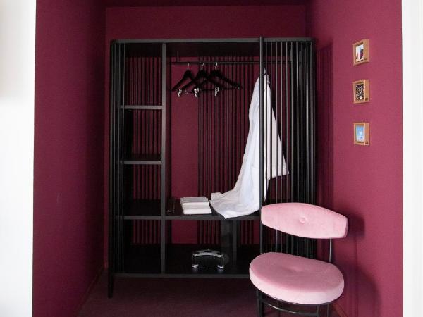 Demo Hotel Design Emotion : photo 10 de la chambre suite lit queen-size deluxe