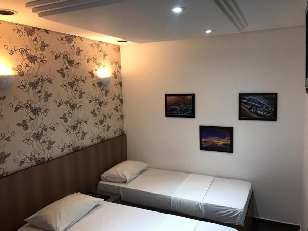Hotel Estrela da Agua Fria : photo 3 de la chambre chambre lits jumeaux