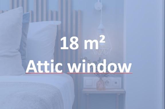 Linda Boutique Hotel : photo 6 de la chambre chambre double avec fenêtre mansardée - accessible aux personnes à mobilité réduite