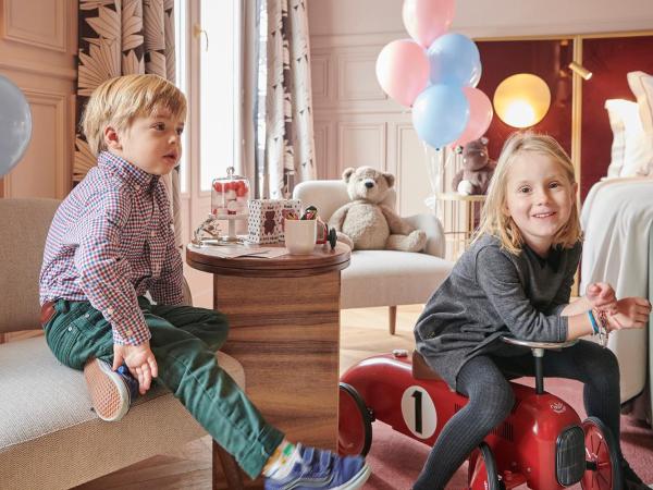 Grand Powers Hotel : photo 1 de la chambre suite salon