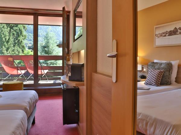 SOWELL HOTELS Mont Blanc et SPA : photo 9 de la chambre chambre lits jumeaux - vue sur montagne