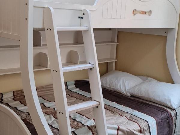Dubai Hostel, Bedspace and Backpackers : photo 8 de la chambre lit simple dans dortoir de 4 lits