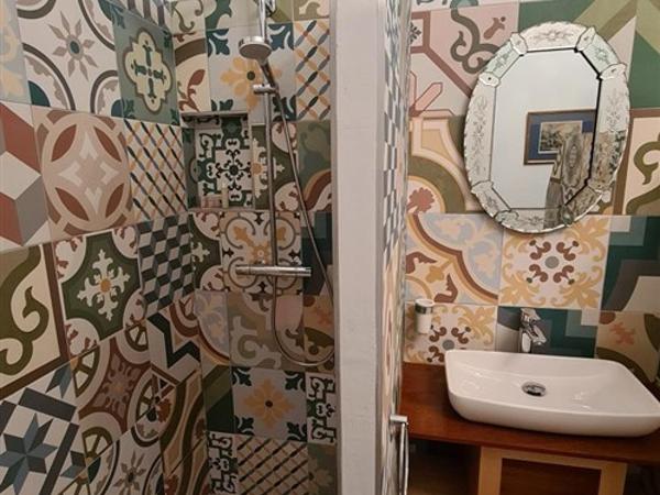 Chambres d'hotes le Domaine de Romanil : photo 3 de la chambre chambre lit queen-size