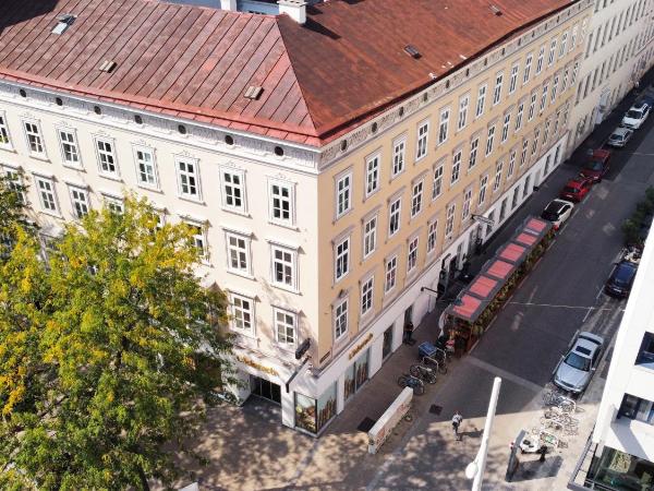 Urban Boutique Hotel : photo 6 de la chambre chambre double avec salle de bains commune