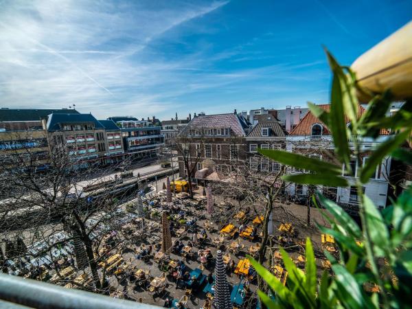 Pink Flamingo Boutique Hostel : photo 1 de la chambre chambre double ou lits jumeaux avec salle de bains privative