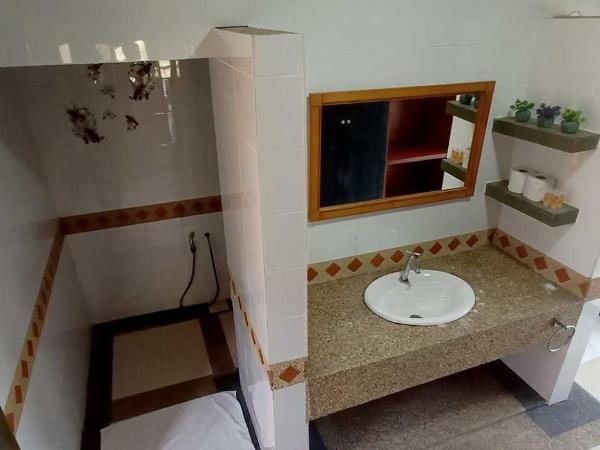 Tanjung Inn : photo 6 de la chambre chalet supérieur