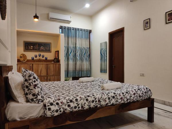 The Karauli Villa by Le Pension Stays : photo 1 de la chambre suite familiale