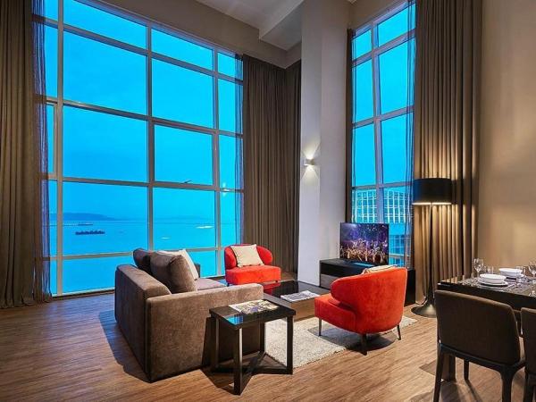 Maritime Luxury Suites : photo 4 de la chambre suite - vue sur mer