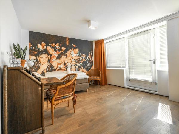 Pink Flamingo Boutique Hostel : photo 3 de la chambre chambre triple avec baignoire