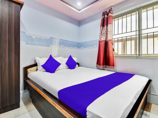 SPOT ON Gayatri Comforts : photo 7 de la chambre chambre double standard avec ventilateur