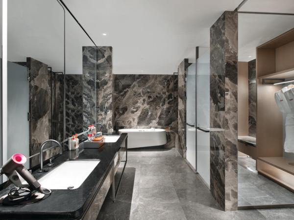 Crowne Plaza Hangzhou Science City, an IHG Hotel : photo 1 de la chambre suite lit king-size ambassadeur - dernier Étage