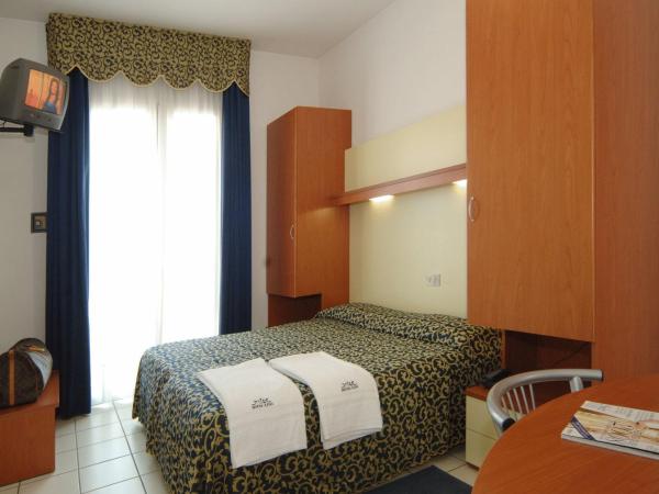 Hotel Lido : photo 2 de la chambre chambre double standard