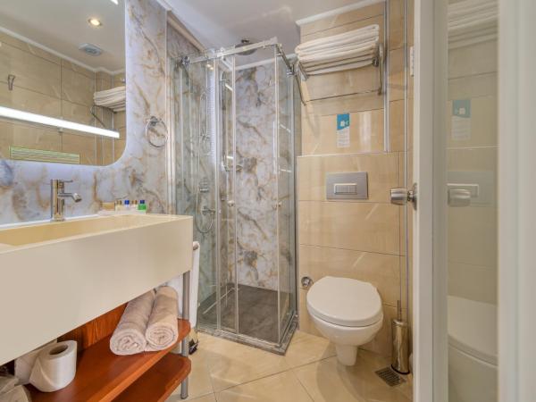 Dogan Hotel : photo 5 de la chambre chambre double ou lits jumeaux standard