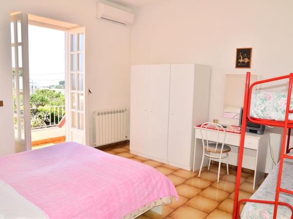 Hotel Villa Bernardina : photo 3 de la chambre chambre quadruple