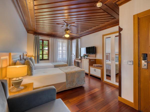 Dogan Hotel : photo 4 de la chambre chambre deluxe double ou lits jumeaux