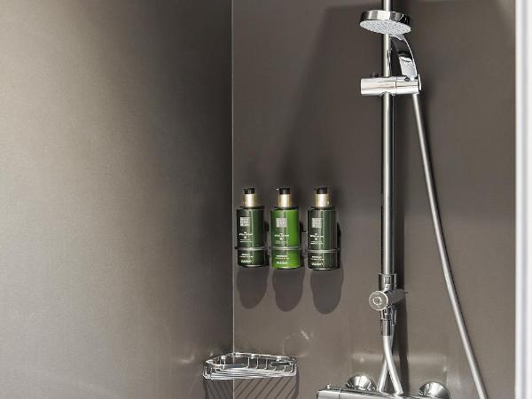 Melia Avenida de America : photo 6 de la chambre chambre lit queen-size melia