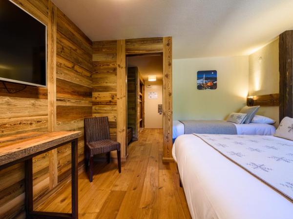 Hôtel Neste de Jade : photo 3 de la chambre chambre double ou lits jumeaux avec lit d'appoint