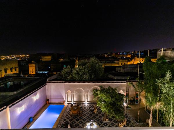 Palais Shazam & SPA : photo 9 de la chambre chambre double - vue sur montagne