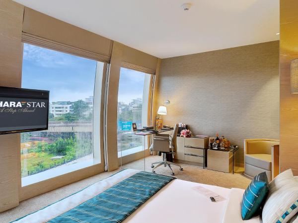 Hotel Sahara Star : photo 2 de la chambre chambre lit king-size mercure - vue sur ville (non-fumeurs)