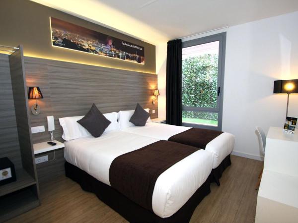 Hotel BESTPRICE Diagonal : photo 1 de la chambre chambre deluxe double ou lits jumeaux