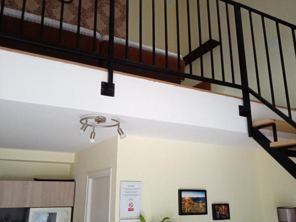 Borostyán Vendégház Eger : photo 3 de la chambre chambre triple avec salle de bains privative