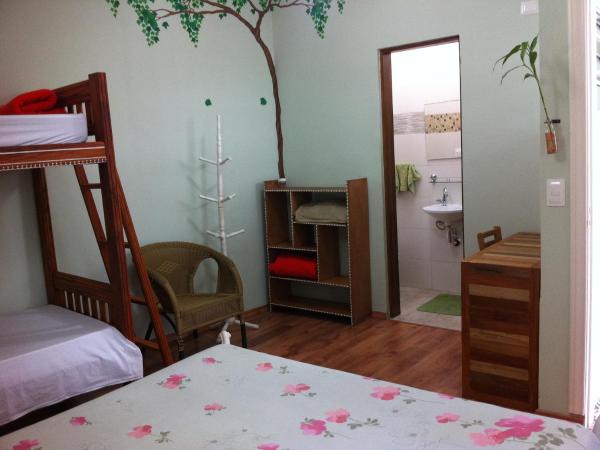 Zen Hostel Brasil : photo 1 de la chambre grande chambre double ou lits jumeaux
