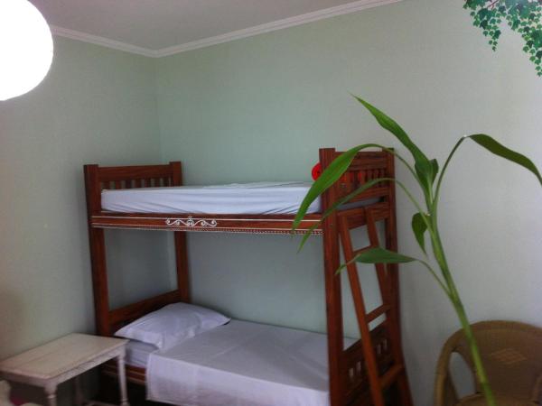 Zen Hostel Brasil : photo 3 de la chambre grande chambre double ou lits jumeaux