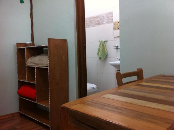 Zen Hostel Brasil : photo 4 de la chambre grande chambre double ou lits jumeaux