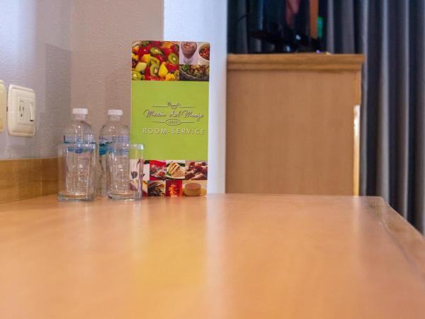 Hotel Benidorm : photo 5 de la chambre chambre double