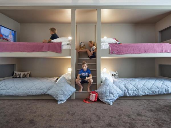 Van der Valk Hotel Haarlem : photo 4 de la chambre chambre familiale deluxe
