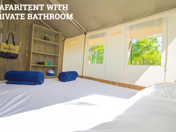 Easyatent Safari tent Bijela Uvala : photo 6 de la chambre safari tent with bathroom