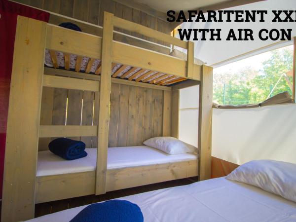 Easyatent Safari tent Bijela Uvala : photo 9 de la chambre safari tent with bathroom and aircon